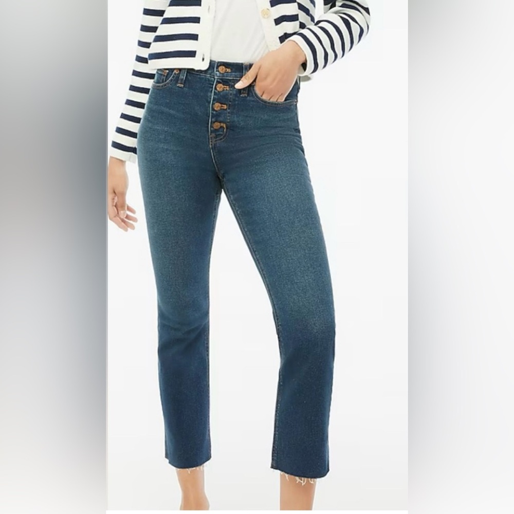 J. Crew, High Rise, Flare, Crops Button Front
Jeans
Sz 29T